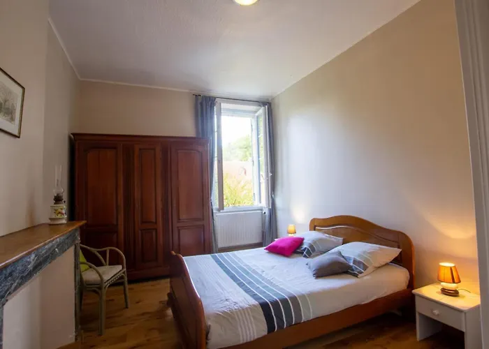 Rue De La Levade 別荘